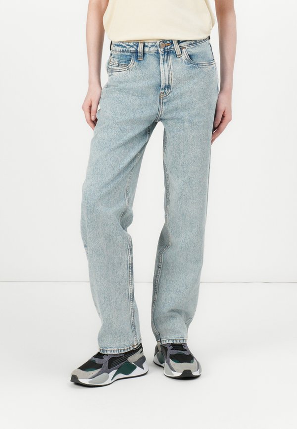 STRAIGHT PANTS LIGHT SHADE - Straight leg jeans - salt coast