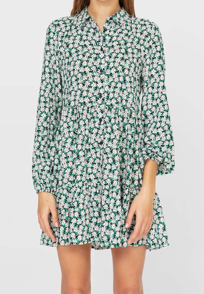 Stradivarius Shirt dress - green - (Pre-owned) - Zalando.ie