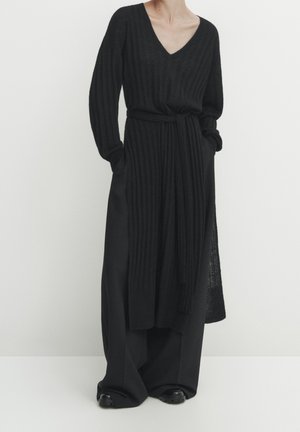 Jumper dress - black
