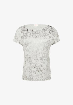 Helles grau Kurzarmoberteil mit leicht strukturierter Oberfläche, versehen mit einem dezenten silbernen Muster und einem runden Ausschnitt. Aus einem Bio-Baumwollgemisch.