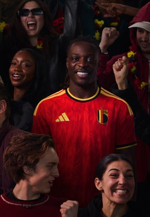 adidas Performance, BELGIUM 26 HOME AUTHENTIC - Voetbalshirt - red/bold gold