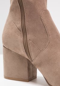 Steve Madden Cuissardes - taupe