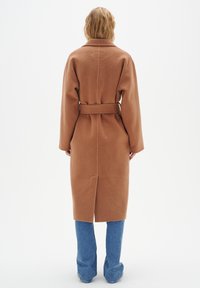 InWear LIUROIW LULA - Palton clasic - camel