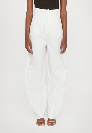 UMANO - Pantalones - white