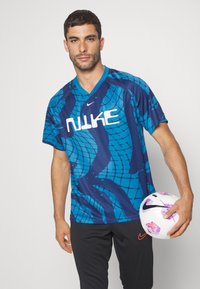 Performance 6 Blue White Hex Pattern Shirt