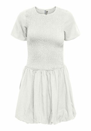Šviesiai pilka trumpomis rankovėmis suknelė su smock stiliaus aptemptu liemeniu ir surinkta sijono dalimi, pagaminta iš minkštos medžiagos, vidinėje kaklo dalyje matomas etiketės ženklinimas.