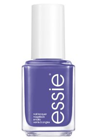 Lila Nagellack in einer quadratischen Glasflasche mit einem weißen Deckel. Das Etikett enthält den Markennamen "essie" und Produktdetails in mehreren Sprachen.