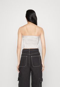 Gina Tricot Top - off-white