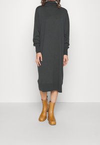 Marc O'Polo Abito in maglia - green