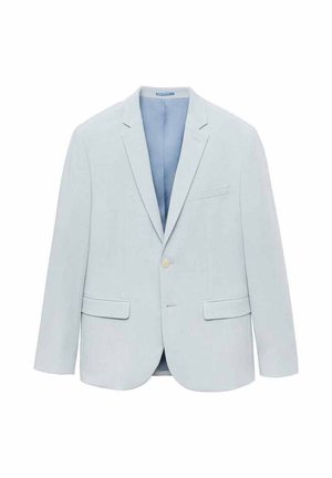 Svetlo modra blazer jakna iz gladkega materiala, ki ima dve stranski žepi, zapiranje z enim gumbom in zasnovo s odrezanim ovratnikom.
