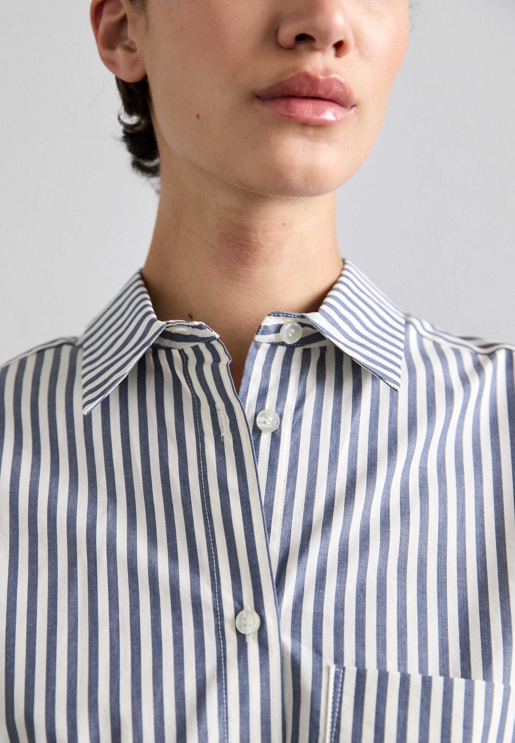 売れ筋商品|||バイマレンバーガー シャツ レディース トップス DERRIS - Button-down blouse - naval academy By Malene Birger DERRIS - Button-down blouse - naval academy