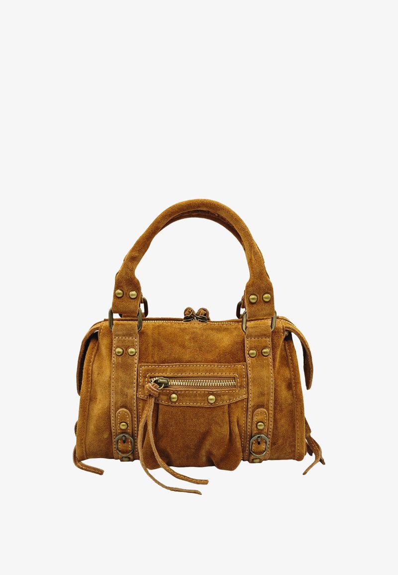 Sac en suède tan avec double poignées, accents en laiton, poche frontale zippée et franges latérales. Présente un design froncé.