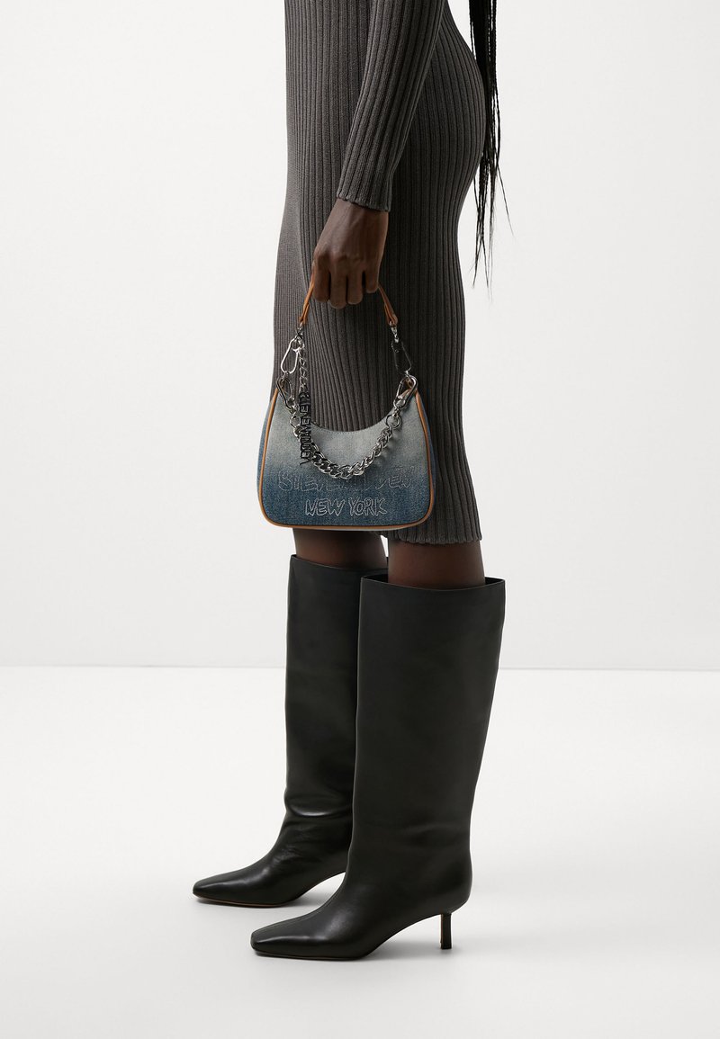 Steve Madden BALARM - Torbica - blue denim