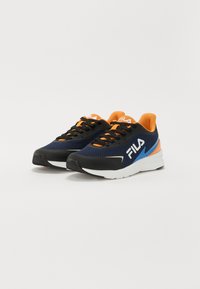 Fila CRUSHER TEENS UNISEX - Sportcipő - black-dark cheddar