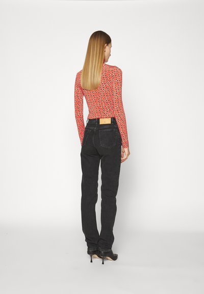 Filippa K TAPERED - Τζιν χαλαρής εφαρμογής - charcoal