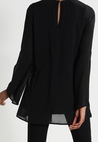 Bik Bok Tunika - black