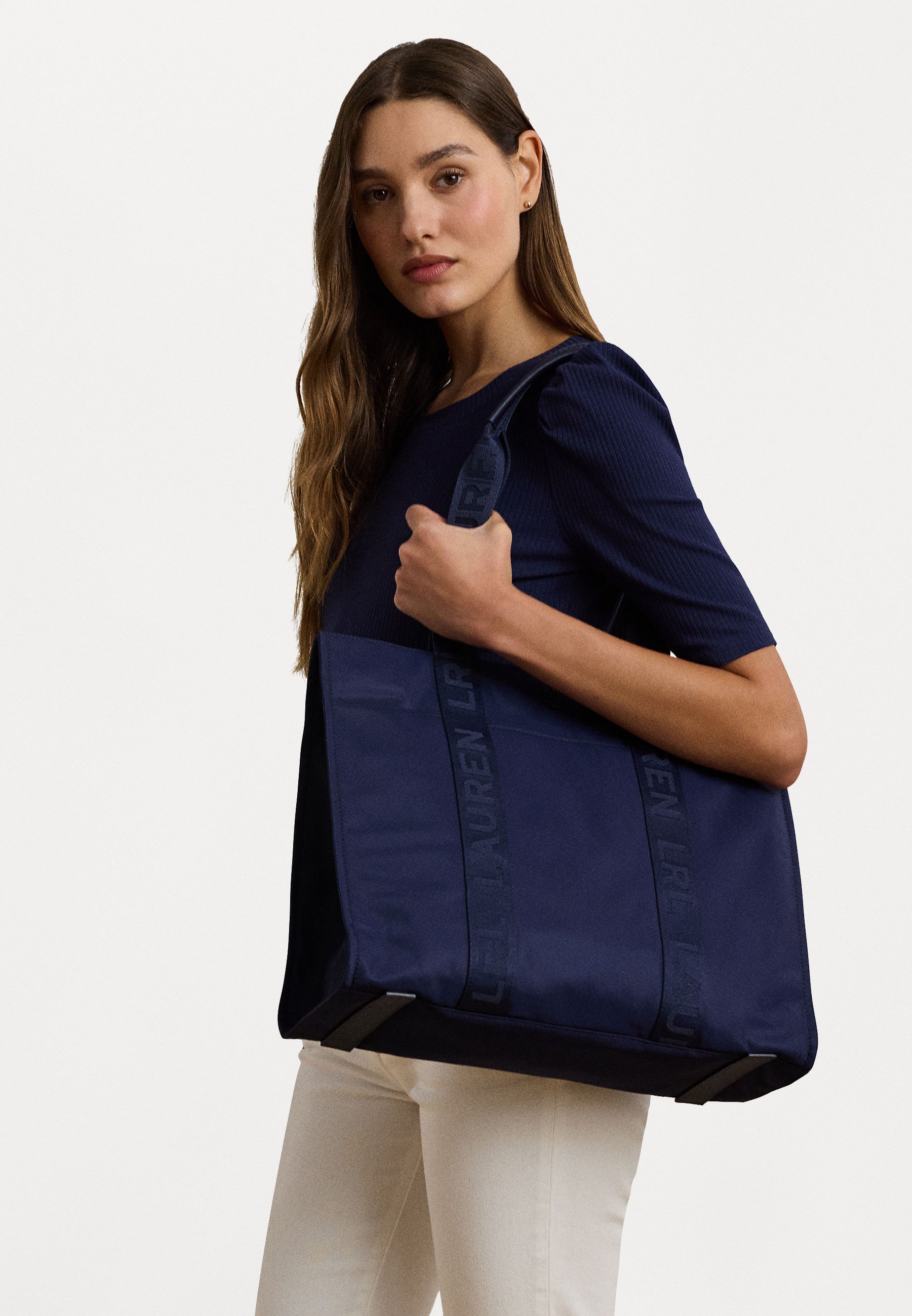 【Lauren Ralph Lauren】Stevie ナイロン スモール トートバッグ Lauren Ralph Lauren】Stevie ナイロン スモール トートバッグ