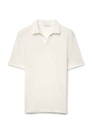 Polo en maille blanc cassé à manches courtes avec motif vertical texturé et col ouvert.