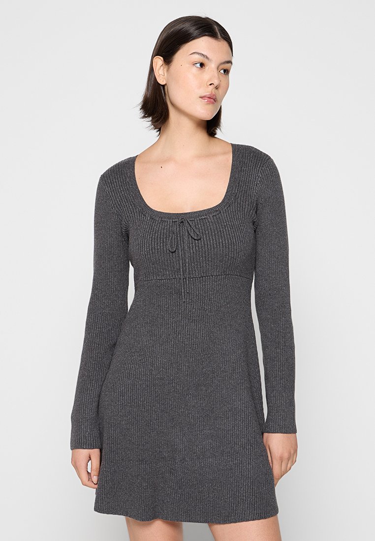 Hollister Co. Gebreide jurk grijs