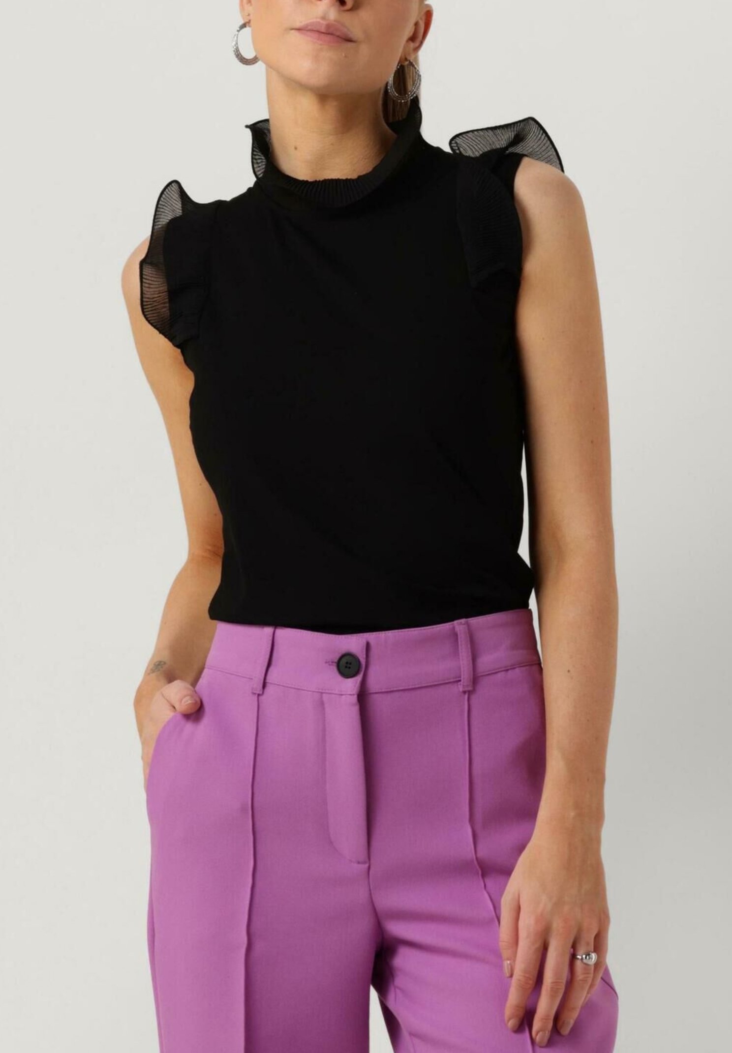 Juffrouw Jansen AMSTERDAM SLEEVELESS WITH RUFFLE DETAILS Top