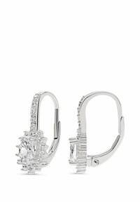 Silverringar med oval klara ädelstenar, omgivna av mindre klara stenar på framsidan, med en gångjärnsdesign för att fästa.