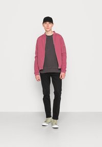 Neuw CREW - Camisola - cocoa