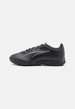 ULTRA 5 PLAY TT - Botines de fútbol para césped - black/white