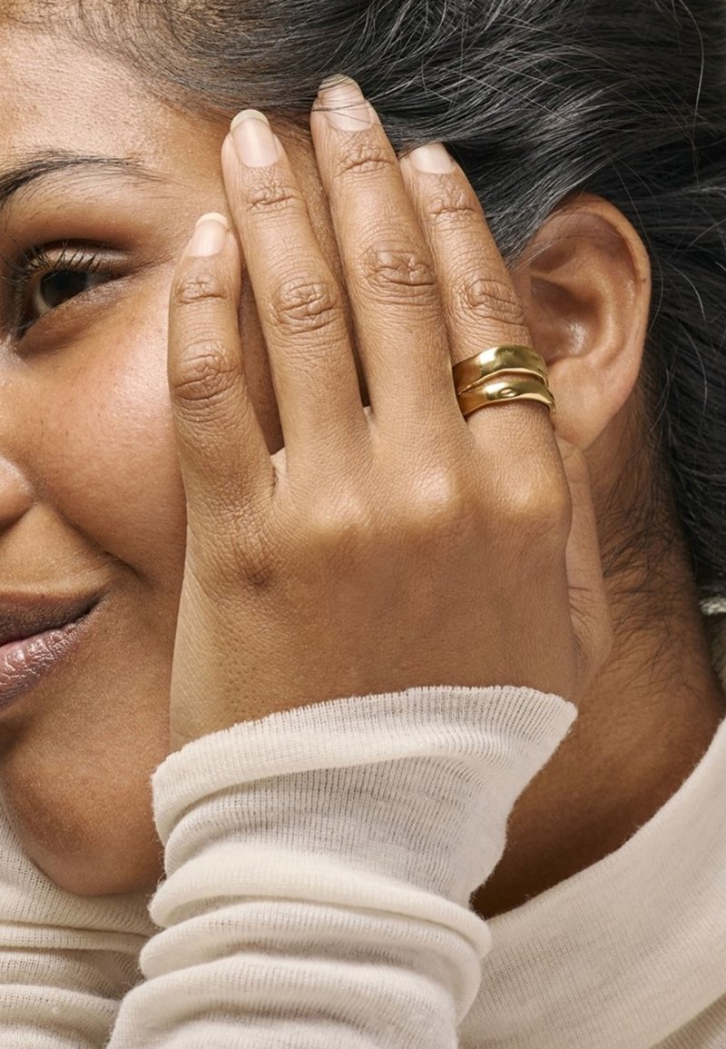 Enamel Copenhagen Ring - gold coloured