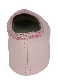 Rosa Leder-Ballettschuhe mit runder Zehenform, silberne gestickte Akzente am Öffnungsrand und einer glatten, strukturierten Oberfläche.