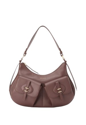 Borsa a tracolla in pelle marrone con due tasche frontali a patta fissate da fibbie color oro e una singola tracolla.