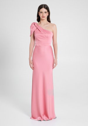 Ein einseitig tragendes rosa Satinabendkleid mit einer großen Schleife auf der linken Schulter, einem taillierten Oberteil und einem fließenden Rock, der eine harmonische Silhouette schafft.