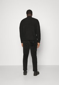 Jack & Jones Kalhoty - black