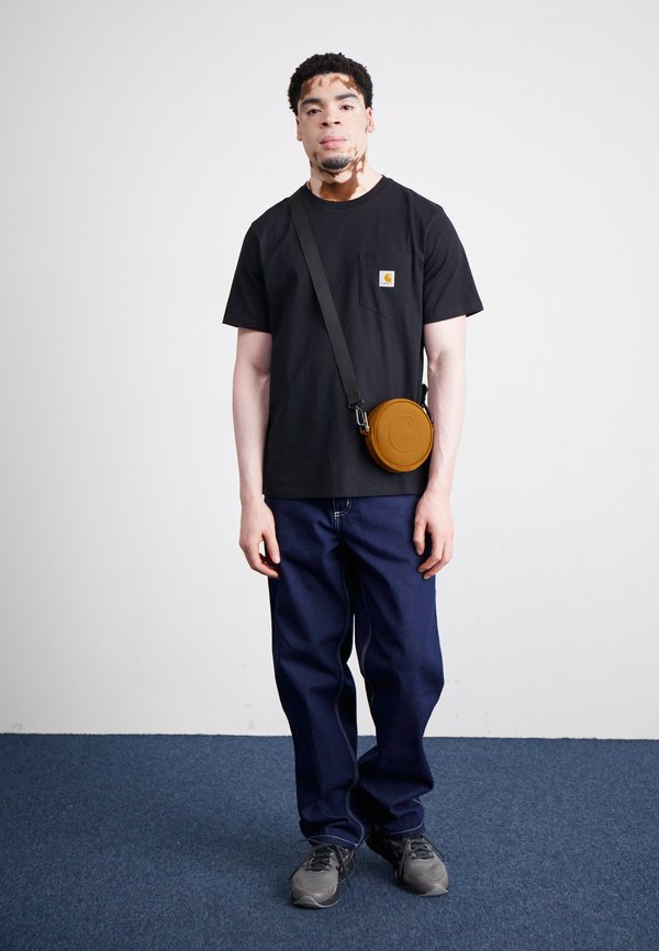 POCKET - Basic T-shirt4