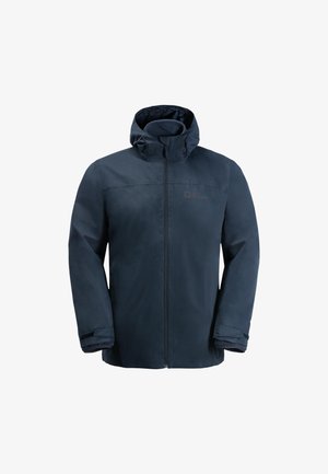 Veste imperméable bleu marine avec fermeture éclair à l'avant, capuche attachée et poignets réglables. Présente un logo sur la poitrine et une texture lisse.