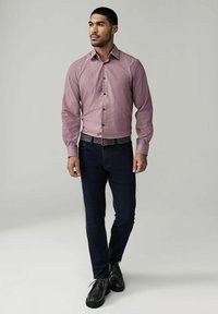 Next REGULAR FIT różowy