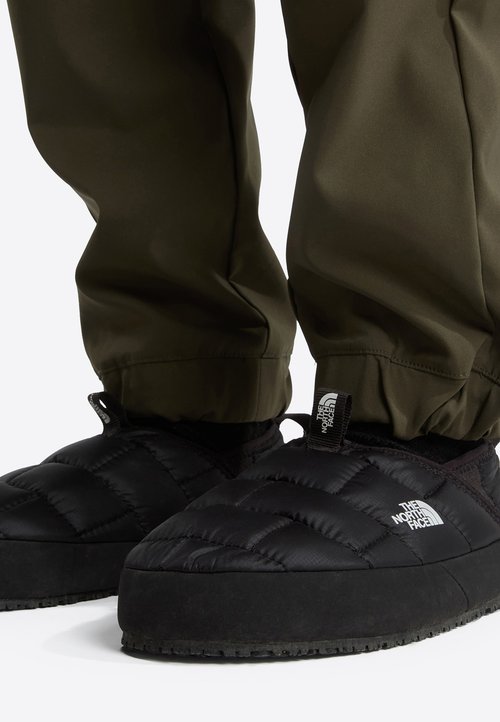 The North Face THERMOBALL TRACTION MULE II UNISEX - Hiking shoes - black — photo 2