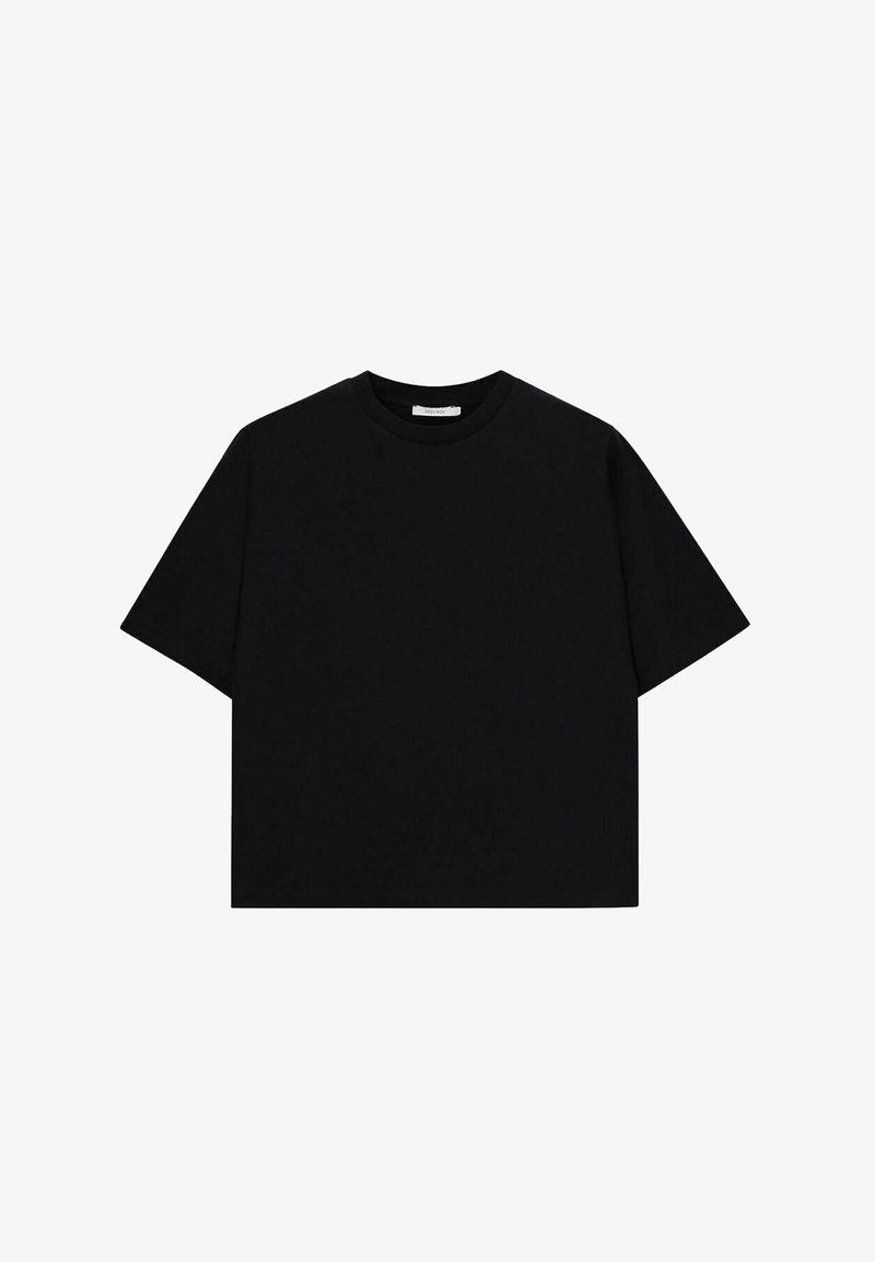 Zwarte cropped t-shirt gemaakt van katoen, met een ronde hals, korte mouwen en een zachte textuur zonder zichtbare patronen of accenten.