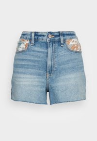 Jeansshorts i ljusblått med en blekt tvätt, med dekorativa mönstrade fickor och fransad nederkant. Standard knapp- och dragkedjestängning.