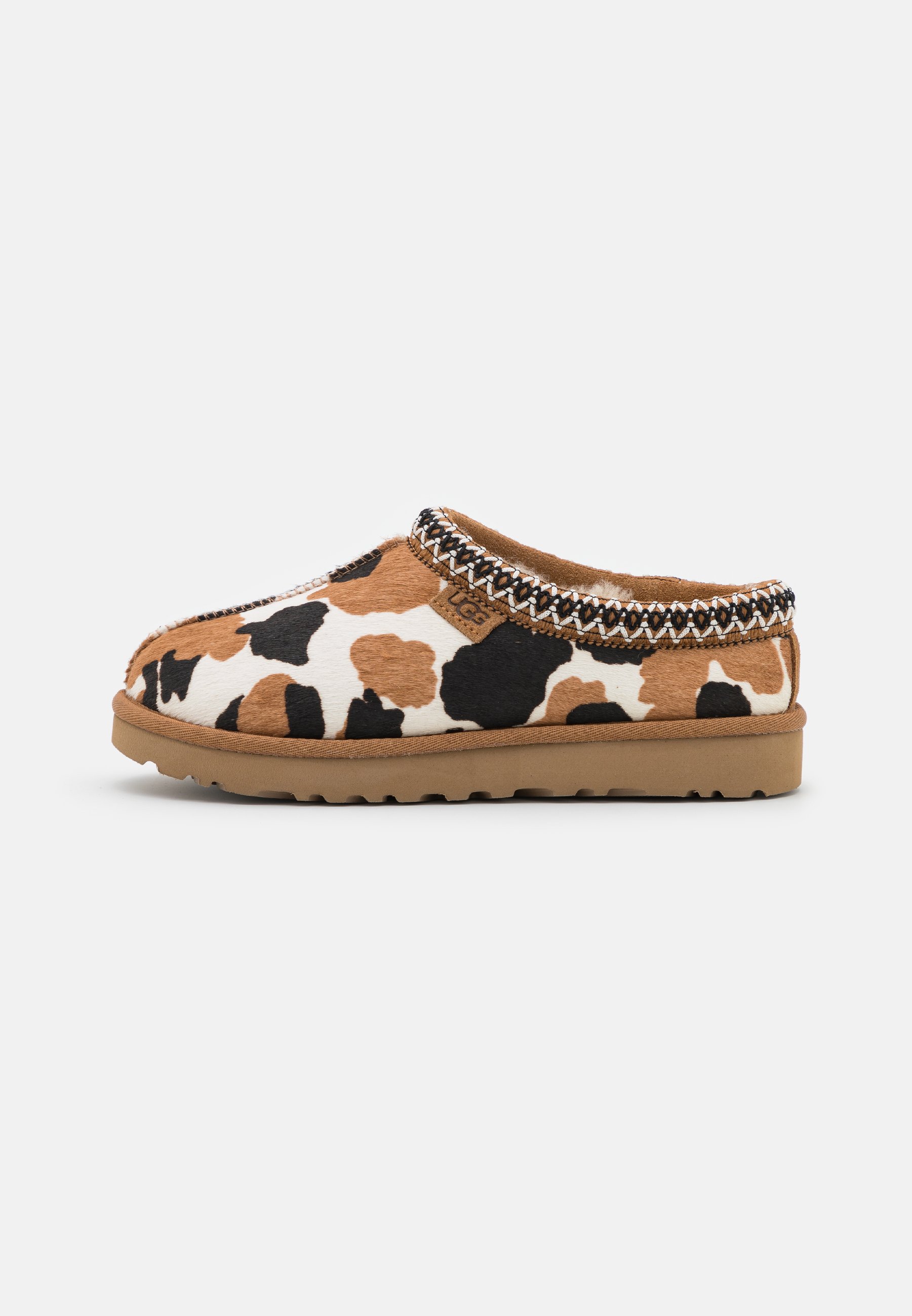 ugg tasman cow