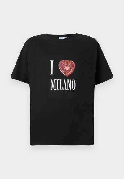 Black cotton t-shirt with short sleeves, featuring a red heart-shaped design that includes "I ❤️ MILANO" and "Polly Pocket" text.