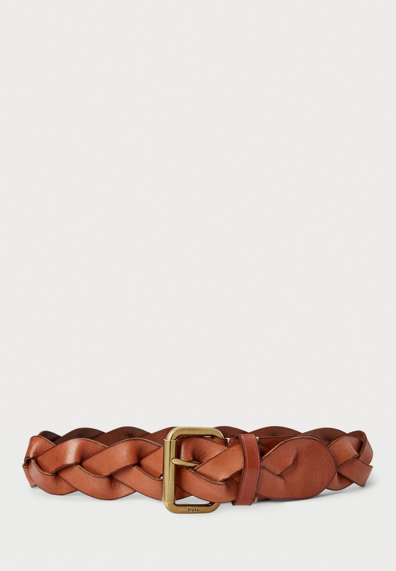 Curea din piele împletită într-o nuanță bogată de marron, având o cataramă rectangulară aurie cu un insigna a mărcii. Textură netedă cu un design împletit.
