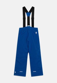 Blauwe waterdichte sneeuwbroek met verstelbare zwarte bretels. Heeft een logo aan de voorkant en reflecterende accenten bij de pijpen.