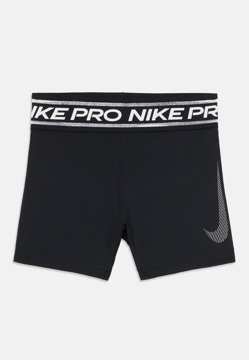 Czarne spodenki sportowe z szerokim pasem Nike Pro z białą marką. Posiadają teksturowane logo w diagonalne paski po lewej stronie.