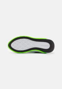 Nike Performance INFINITY FLOW UNISEX - Tenisice za cestovno trčanje - black/football grey/aquamarine/green strike
