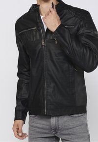 Koroshi Giacca in similpelle - black