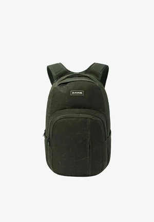 Zaino Dakine verde scuro con spallacci imbottiti, molte tasche con cerniera e una tasca frontale verticale con cerniera.