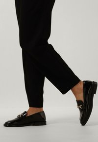 Notre-V Instappers - zwart