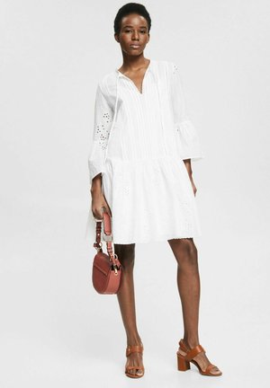 LOCHSPITZE UND STICKEREI - Day dress - white