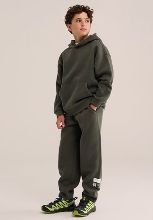 WE Fashion, BLUE RIDGE - Jogginghose - army green