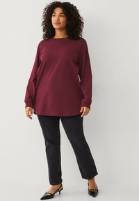 Ellos Plus collection Sudadera - weinrot